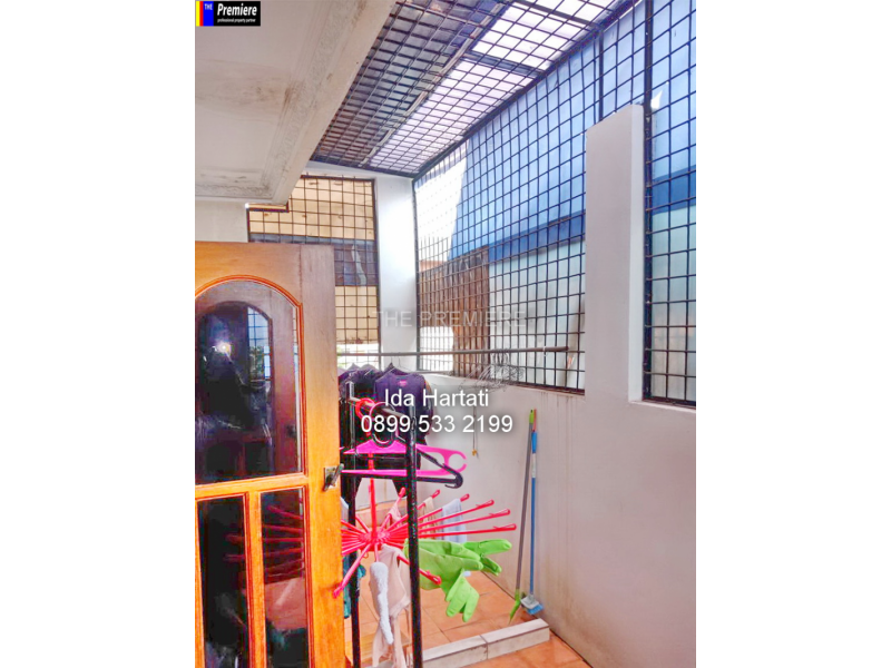 Rumah 3 Lantai SHM Di Jalan Tabing Gunung Sahari Jakarta Pusat