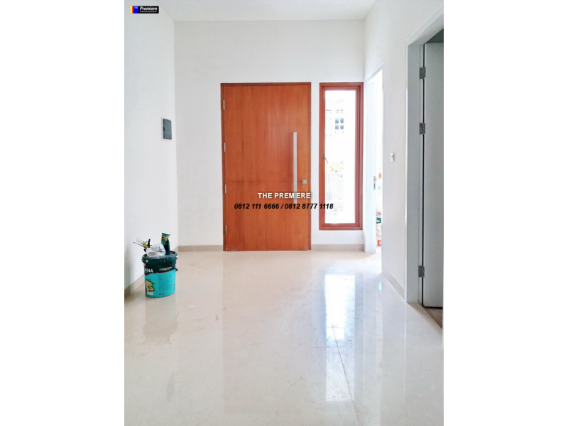 Rumah Kelapa Cengkir Timur Kelapa Gading Jakarta Utara, Minimalis Scotland, Baru !!
