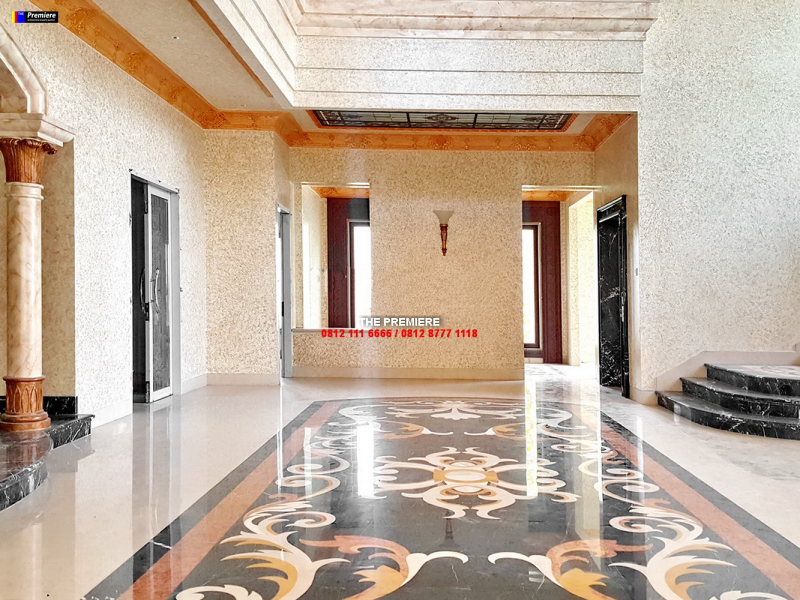 Rumah Bukit Gading Villa Kelapa Gading, Jakarta Utara (Villa Kuta)