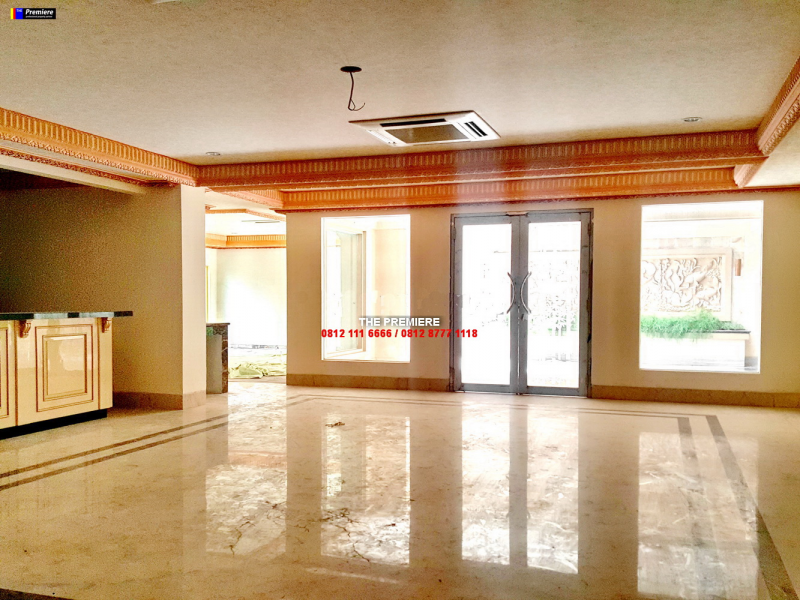 Rumah Bukit Gading Villa Kelapa Gading, Jakarta Utara (Villa Kuta)