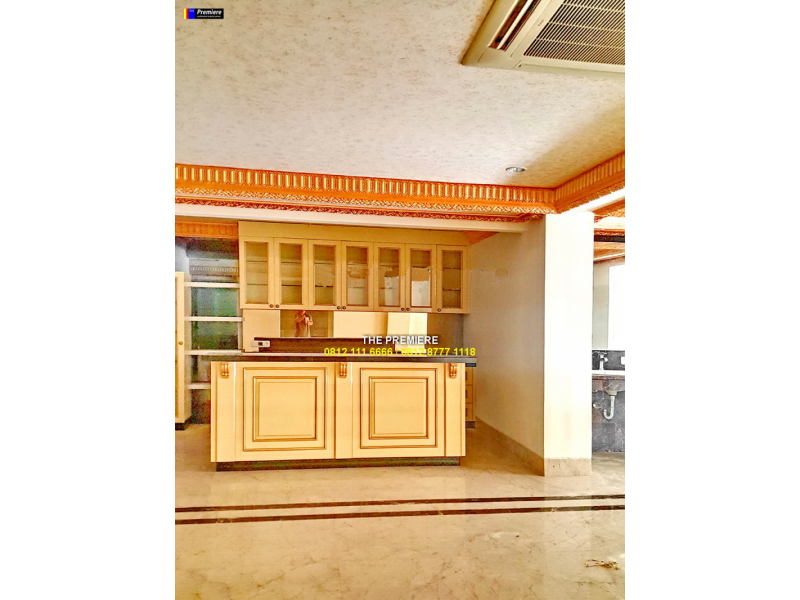 Rumah Bukit Gading Villa Kelapa Gading, Jakarta Utara (Villa Kuta)