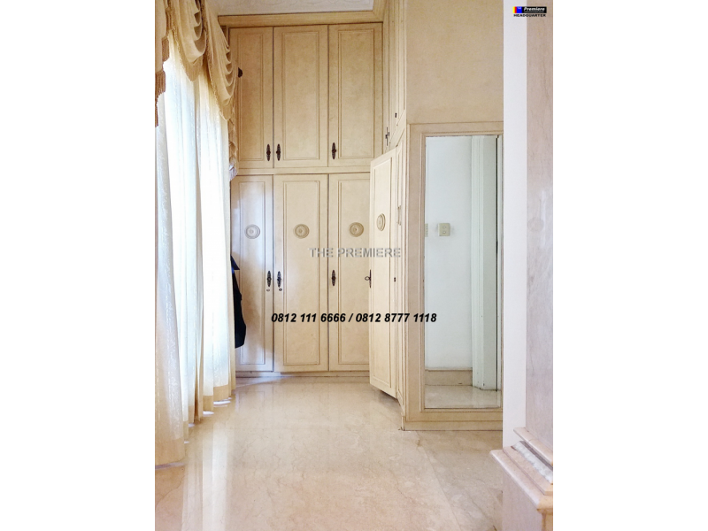 Rumah Villa Permata Gading Kelapa Gading, Jakarta Utara, FULL FURNISHED !!