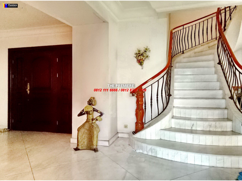 Apartemen Simpruk Teras Kebayoran Lama, Jakarta Selatan, Penthouse Full Furnished !!