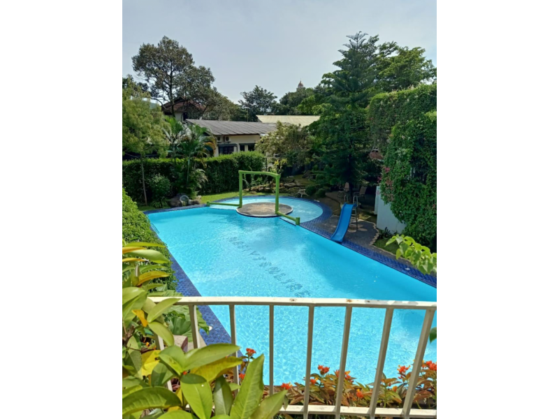 DIJUAL HOTEL HOOK  sangat strategis pertigaan Gadog, Megamendung, Puncak Bogor, Jawa Barat, 16770