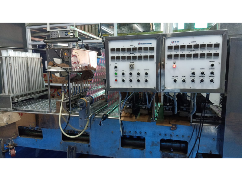 DIJUAL HOTEL HOOK  sangat strategis pertigaan Gadog, Megamendung, Puncak Bogor, Jawa Barat, 16770