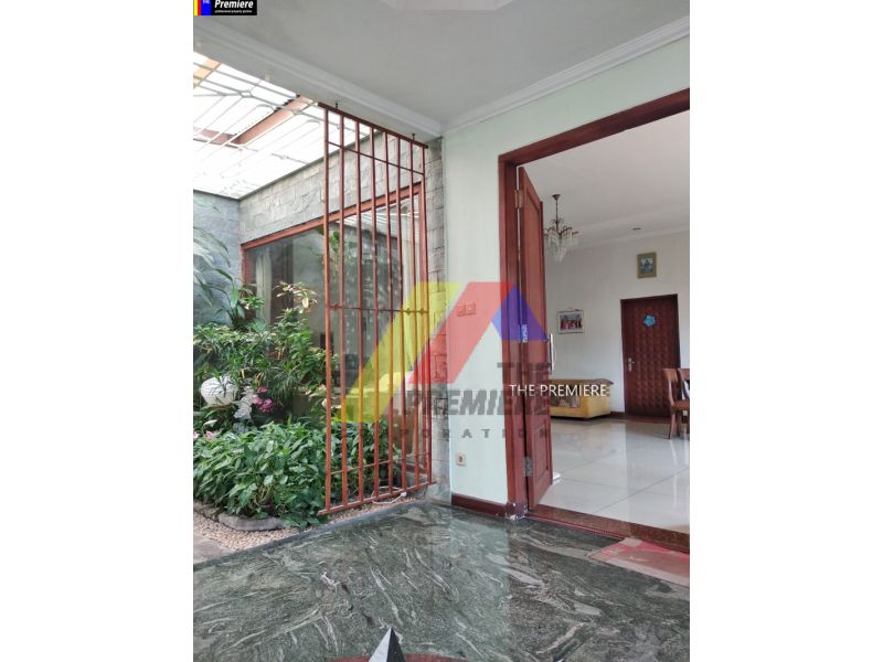 Rumah Dijual daerah Elite Bojonegoro Menteng