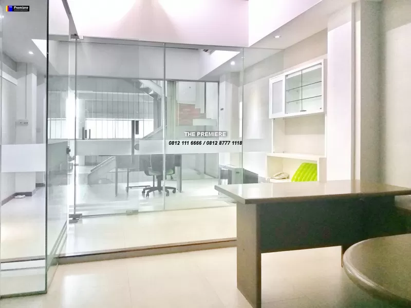 Disewakan Ruang Kantor di Boulevard Raya Kelapa Gading, Jakarta Utara