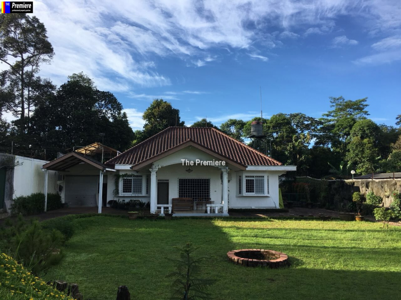 Dijual Gudang & Villa Dengan Lokasi Yang Strategis