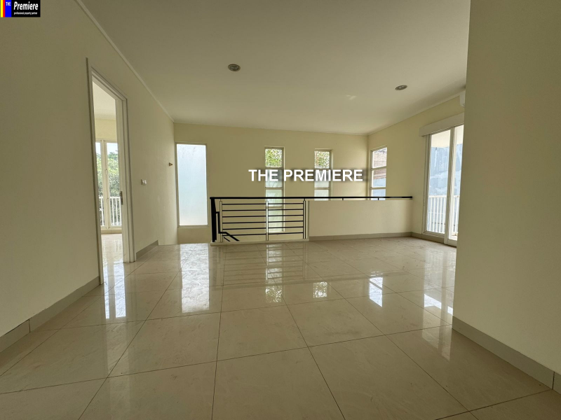 Rumah Mewah Grand Orchard, Kelapa Gading, Jakarta Utara