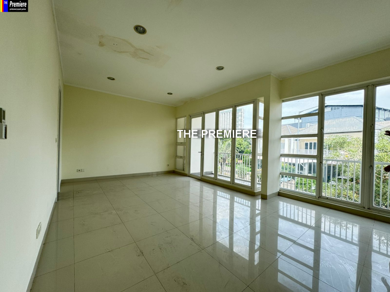 Rumah Mewah Grand Orchard, Kelapa Gading, Jakarta Utara