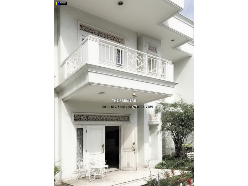 DIJUAL RUMAH DI KAMPUNG AMBON PULOMAS JAKARTA TIMUR