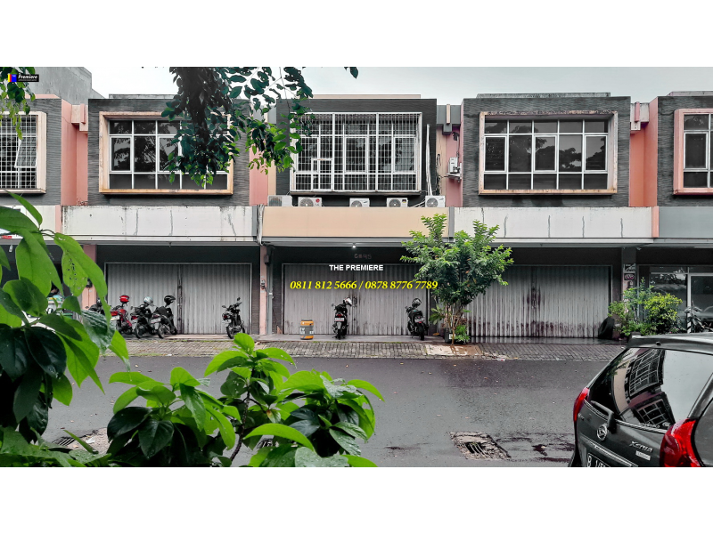 RUKO KIRANA UTARA DENGAN PARKIRAN SUPER BANYAK