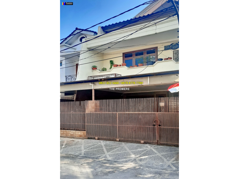 DIJUAL RUMAH 3 LANTAI DI KAYU PUTIH UTARA, JAKARTA TIMUR