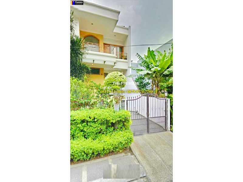 Rumah Villa Permata Gading di Kelapa Gading Model Split Level