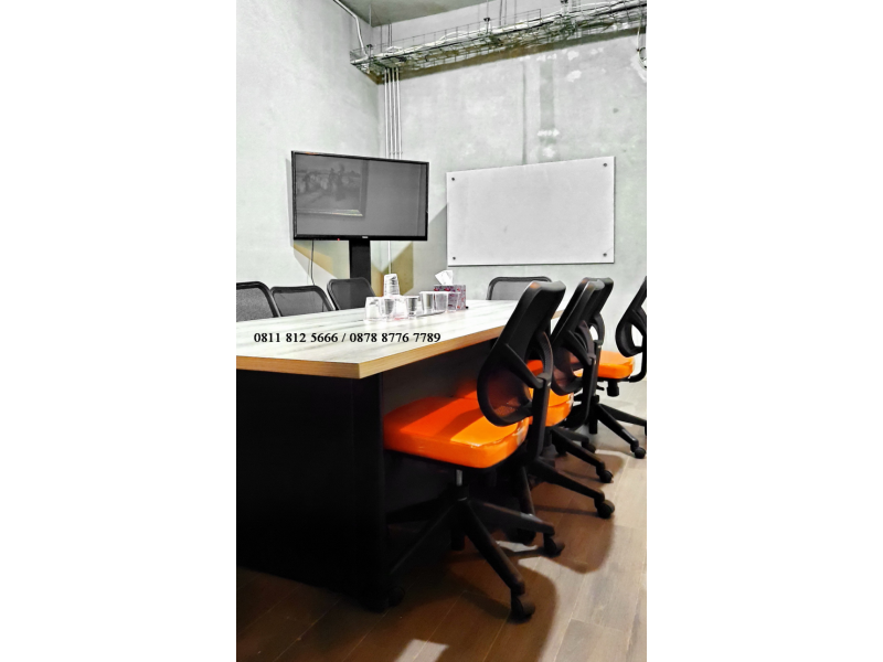 THE PREMIERE CORPORATION - OFFICE SPACE "SERBA GRATIS"