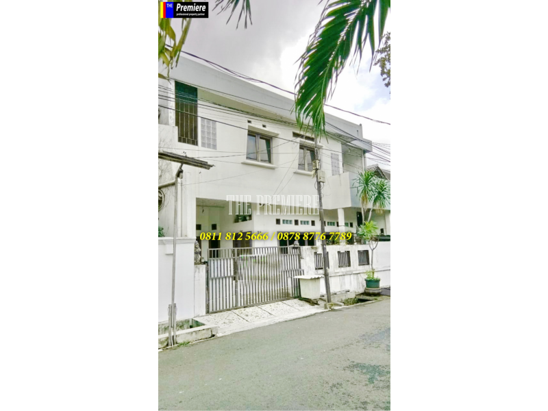 Dijual Rumah di Jalan Albezia Cipinang, Jakarta Timur