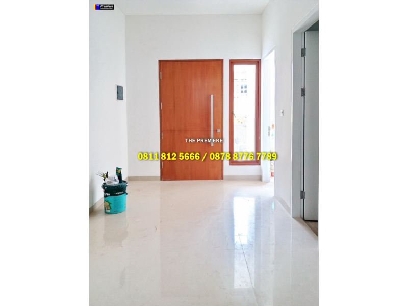 Rumah Baru Minimalis Gaya Scotland di Cengkir Timur Kelapa Gading