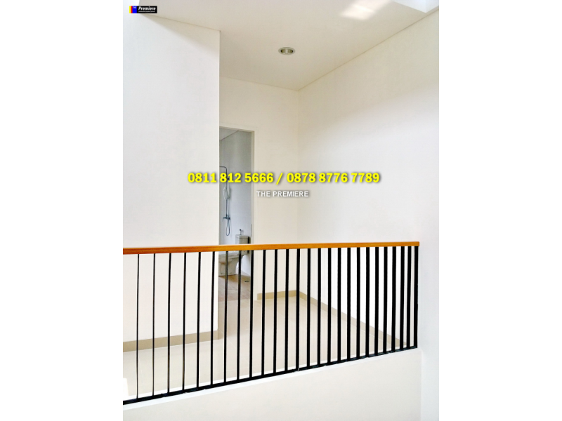 Rumah Baru Minimalis Gaya Scotland di Cengkir Timur Kelapa Gading