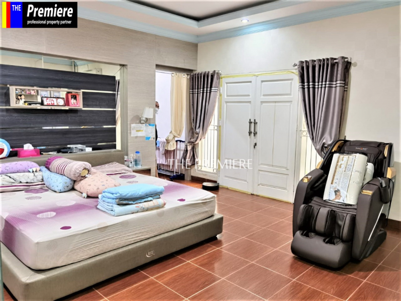 RUMAH KELAPA NIAS SIAP HUNI RAPI SEMI FURNISHED JAKARTA UTARA