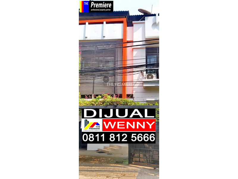 Rumah Berasitektural Mewah Jingga Raya Kelapa Gading Jakarta Utara