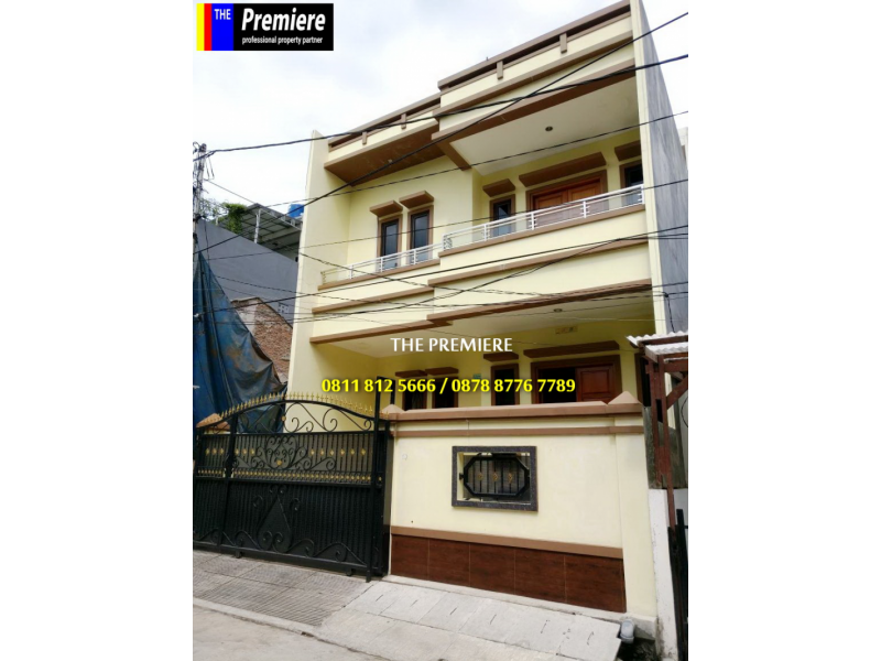 Rumah Sunter Indah Minimalis Jakarta Pusat Ceiling Tinggi