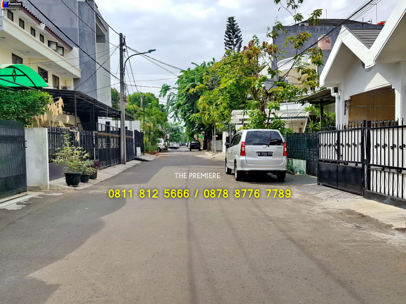 Rumah Janur Asri 2 Lantai Siap Huni di Kelapa Gading