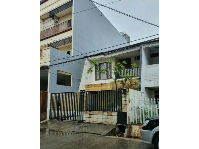 Di jual rumah di Pelepah Indah , Kelapa Gading