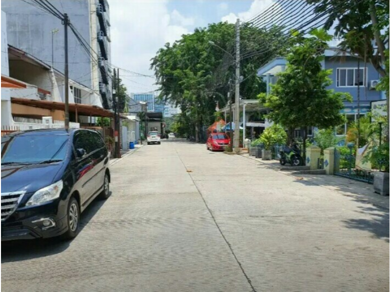 Di jual rumah di Pelepah Indah , Kelapa Gading