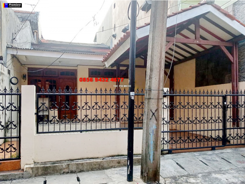Rumah Dijual Di Kelapa Gading BCS, Jakarta Utara, Baru Renovasi, (PE)