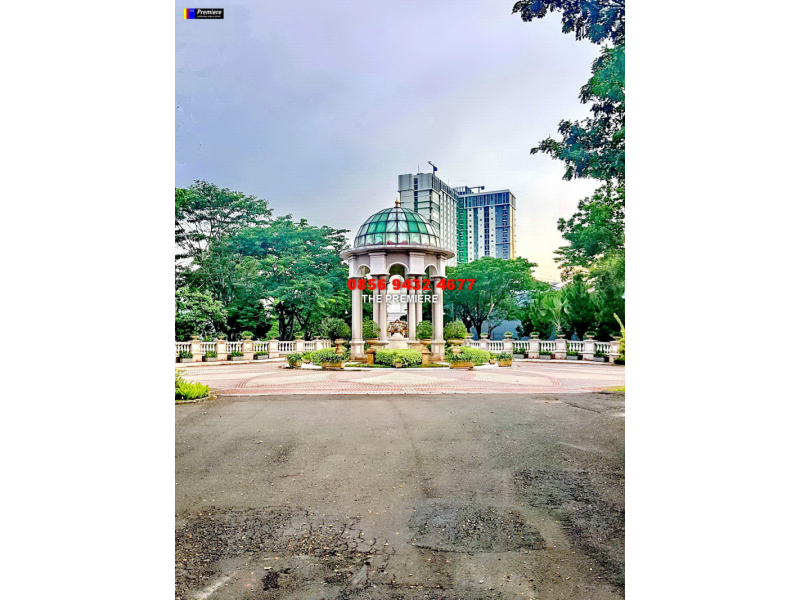 TANAH DIJUAL: KAVLING KOTAK ROYAL ORCHARD KELAPA GADING (AA)