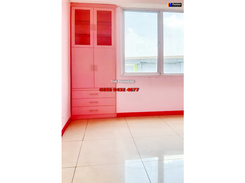 APARTEMEN PALADIAN PARK KELAPA GADING 3BR SEMIFURNISHED HARGA DIBAWAH NJOP (AA)