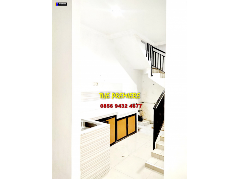 RUMAH DIJUAL: DIJUAL RUMAH BCS KELAPA GADING HARGA APARTEMEN (AA)