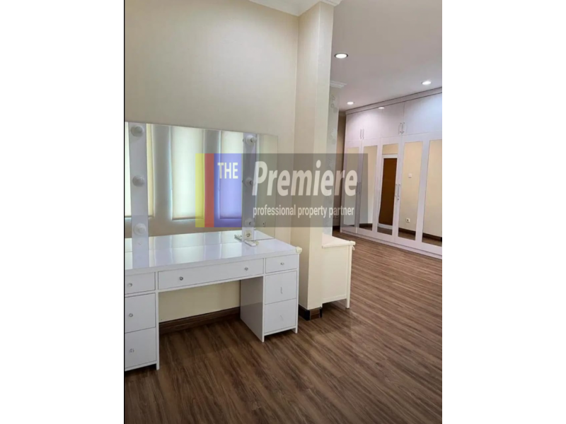 Rumah Kelapa Puan Timur Kelapa Gading Jakarta Utara