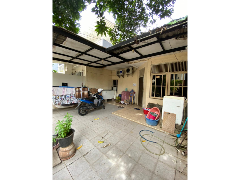 Dijual Rumah Taman Peganggsaan Indah