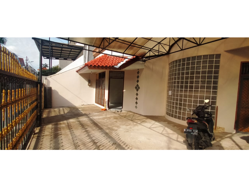 Rumah dijual Jl Bellyra Kelapa Gading