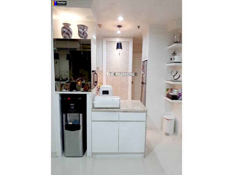 Dijual Apartemen Frenchwalk Moi furnished mewah